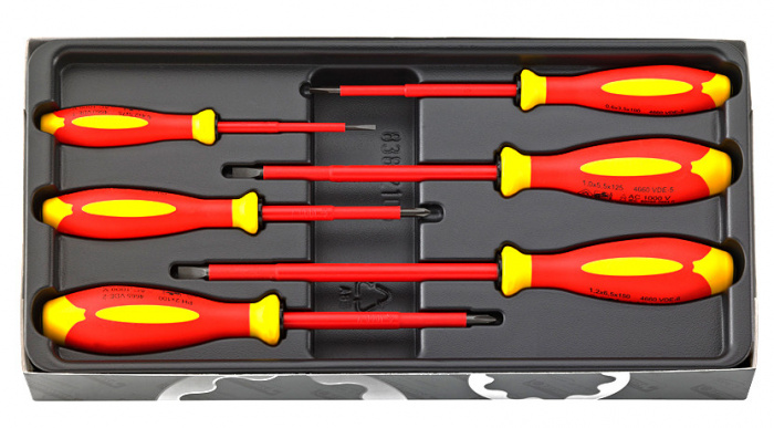 SADA ŠROUBOVÁKŮ 4 + 2 / 1000V